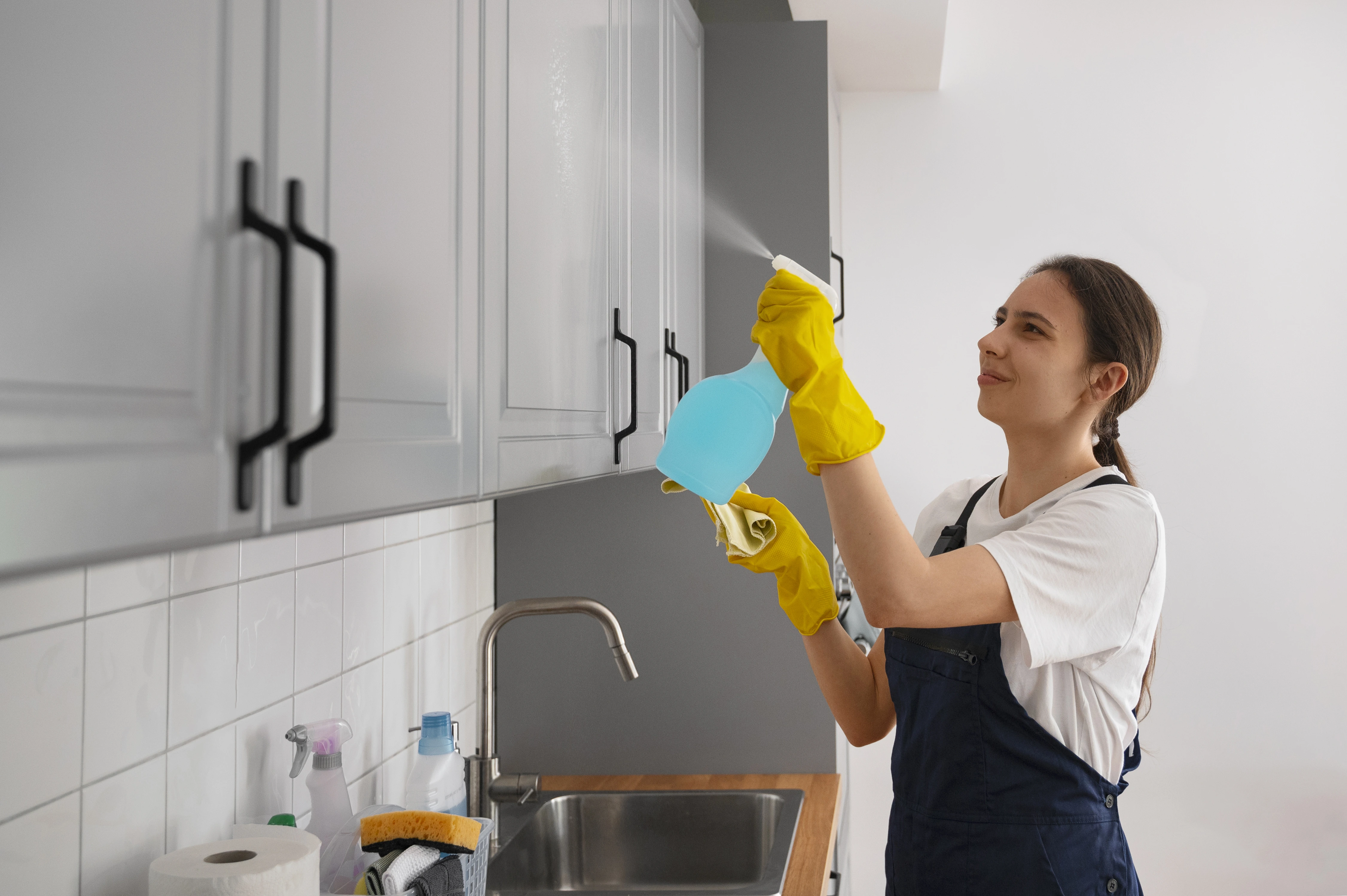 Bond Cleaning